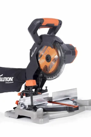 Prix Choc Scie à onglet mixte sans fil 185mm Evolution R185CMS-Li avec Lame multi-matériaux TCT sans batterie ni chargeur